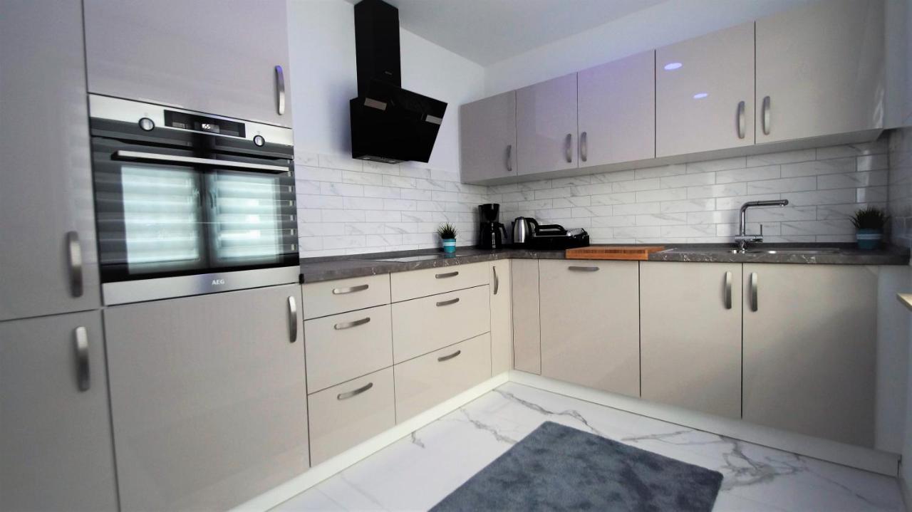 Luxus Wohnungen Naehe Koeln City/Messe Бергиш-Гладбах Экстерьер фото